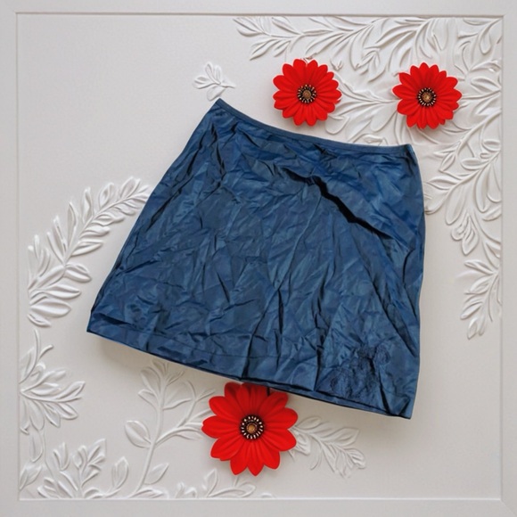 Vintage vanity Fair slip size 36 - Picture 2 of 3